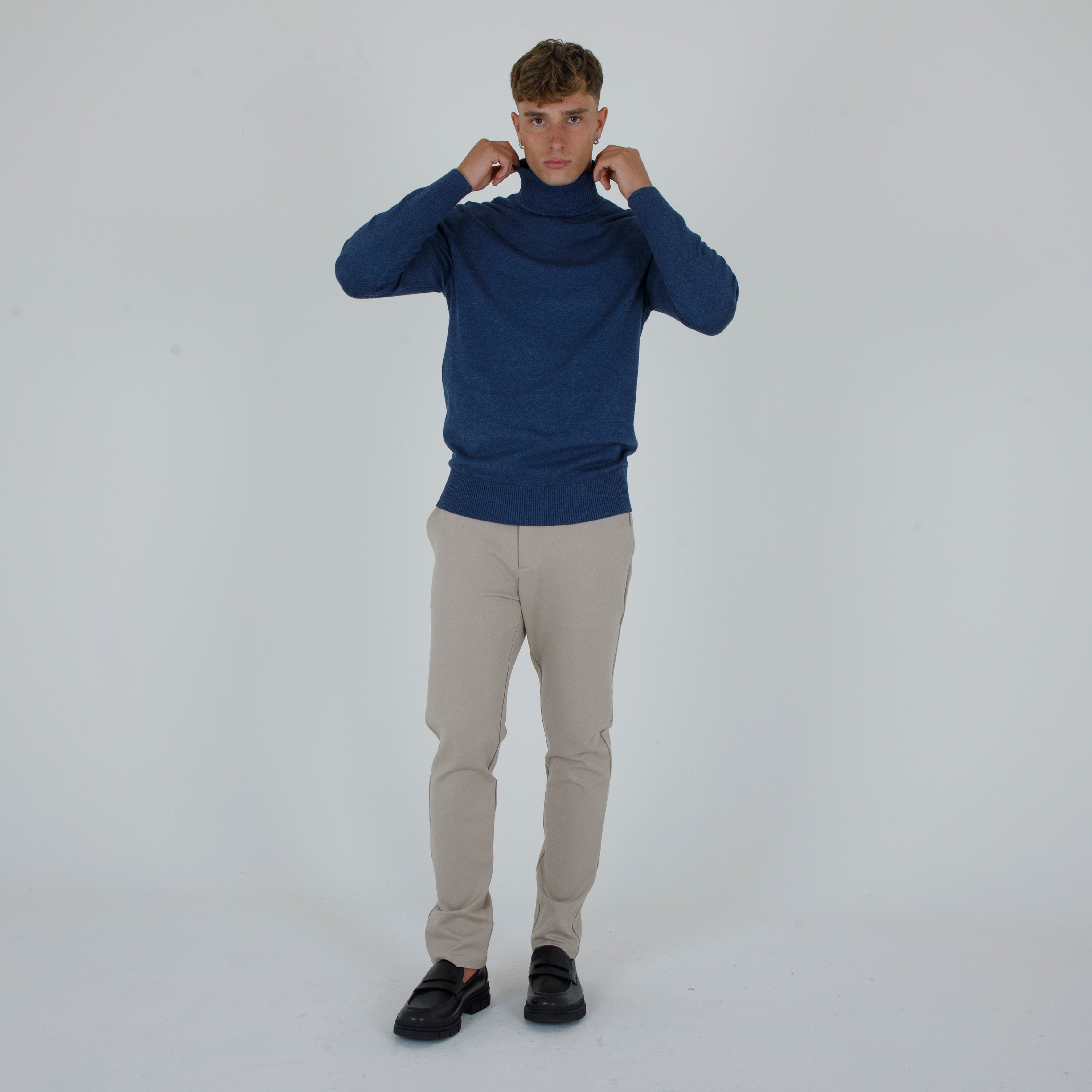 DOUBLE-YIELD HIGH NECK PULLOVER - 11434